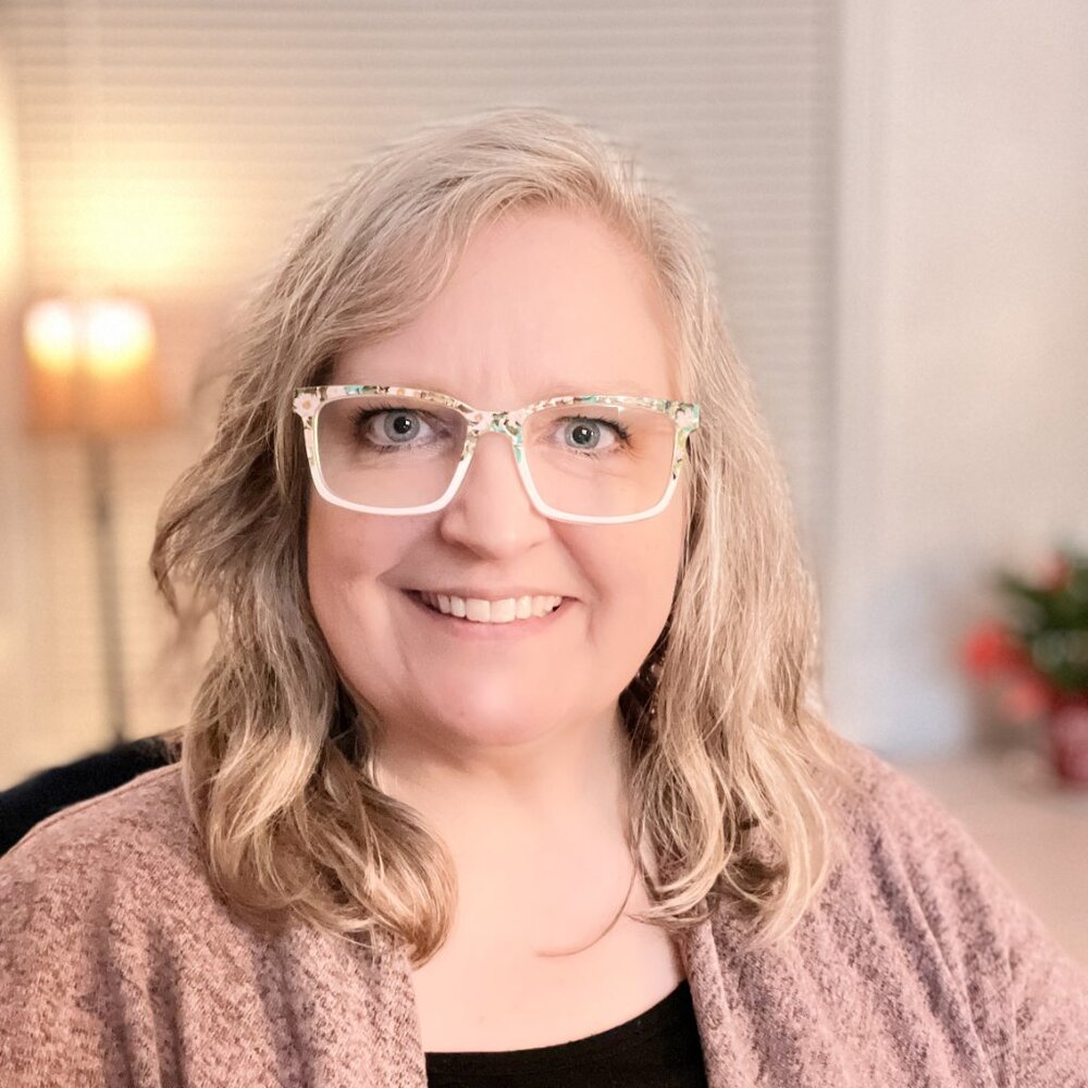 Hello! Meet The Posher | Christie @varietyofchic